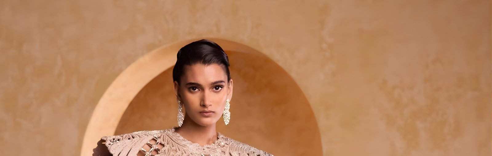 Timeless Elegance of Pleated Maxi Dresses and Hand-Embellished Dresses