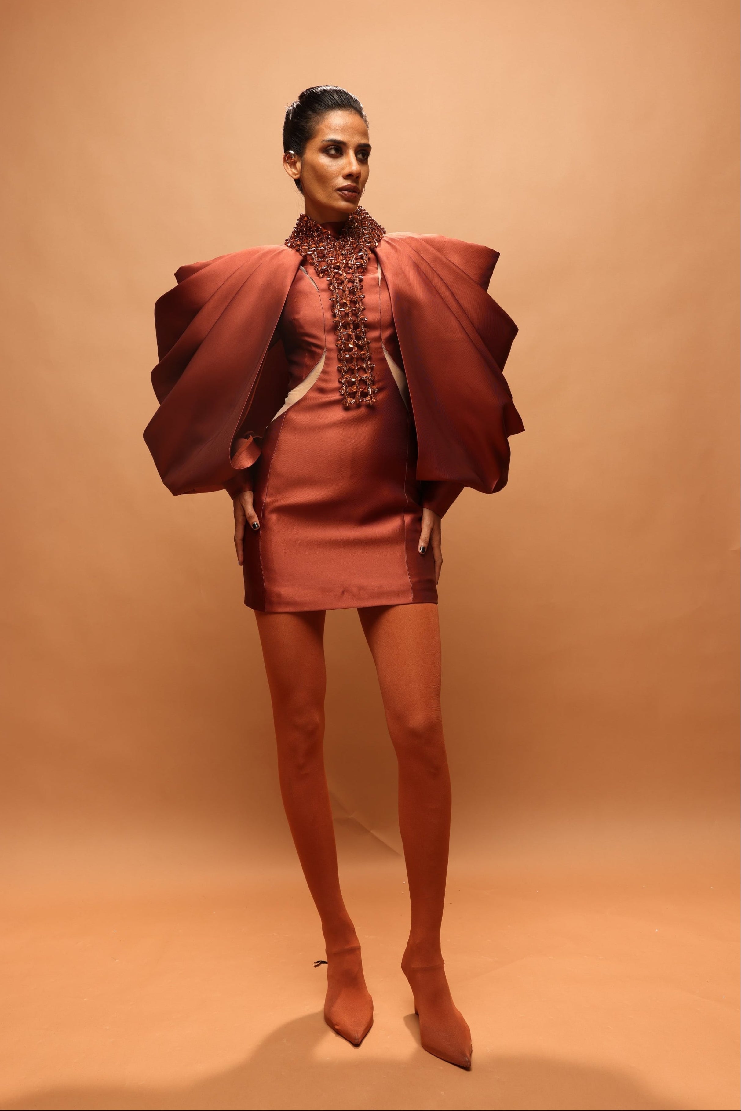 Araquis Sculpted Oasis Cape set
