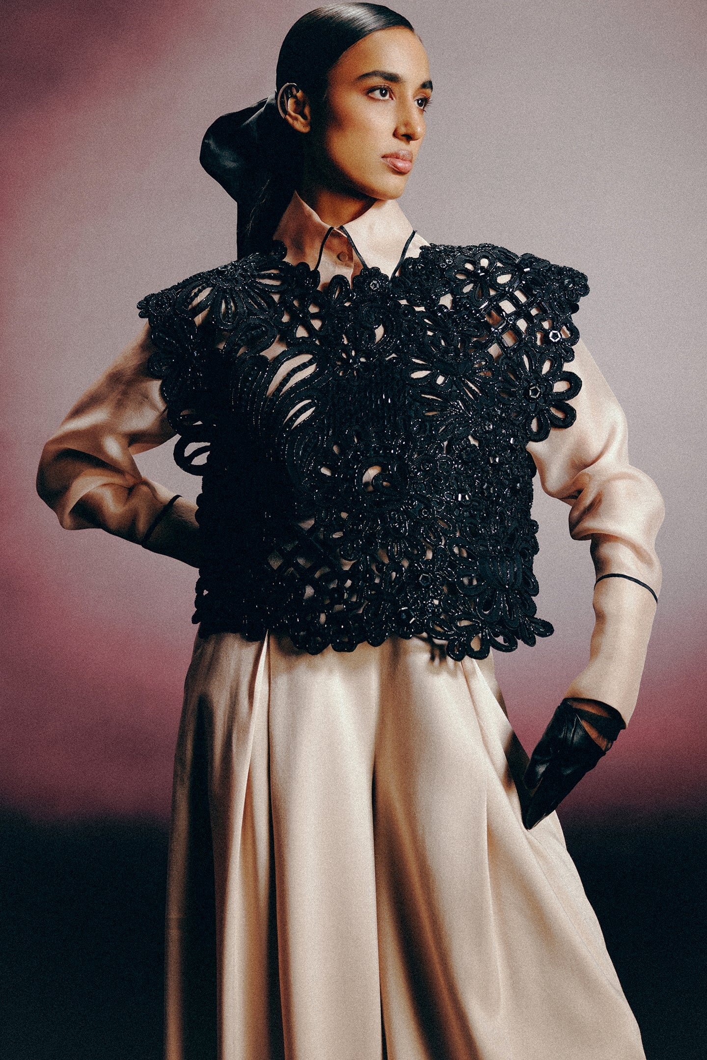 CHORUS CUTWORK TOP