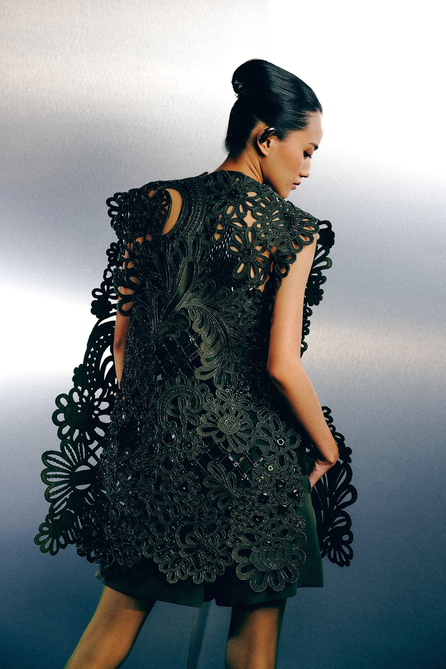 CHORUS CUTWORK JACKET