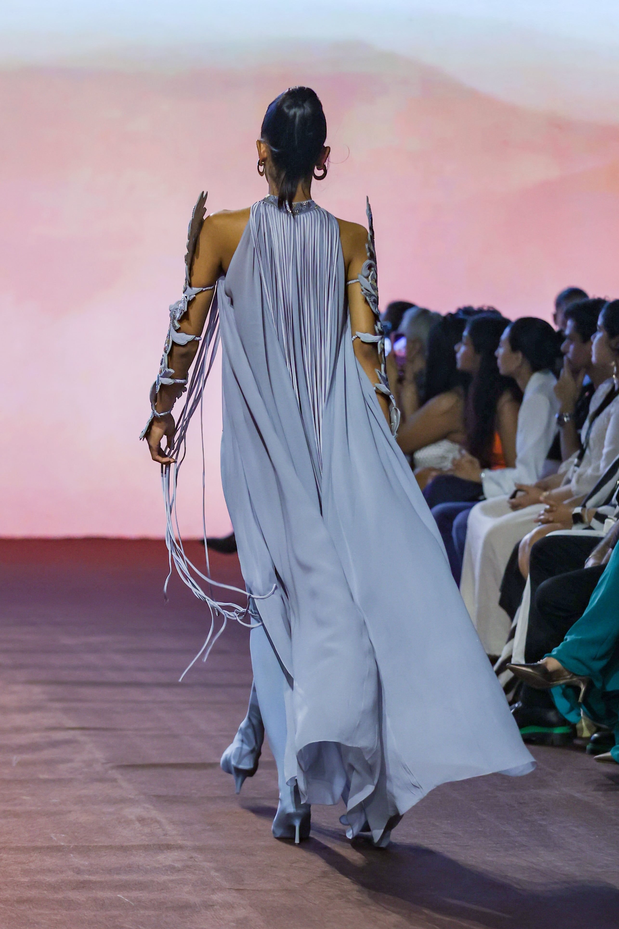 Araquis Icelume Cape Set