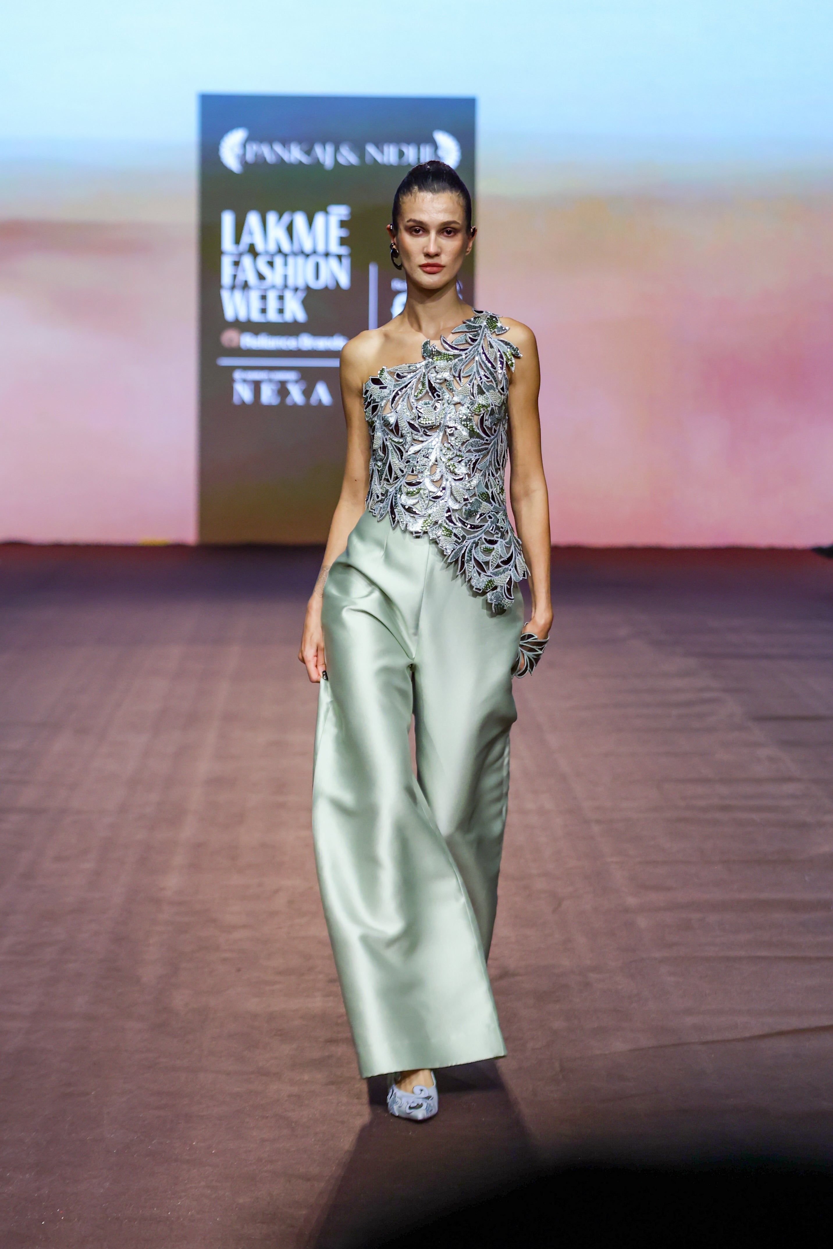 Araquis Dew Cascade Top Set