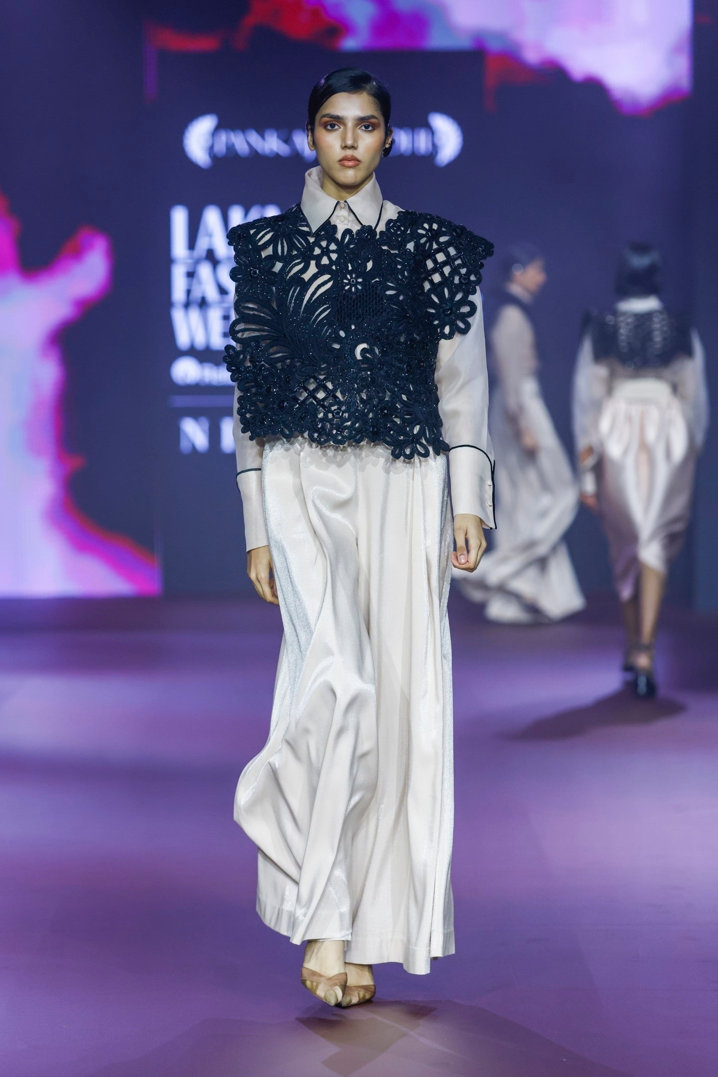 DAZZLE SEMI-SHEER SHIRT