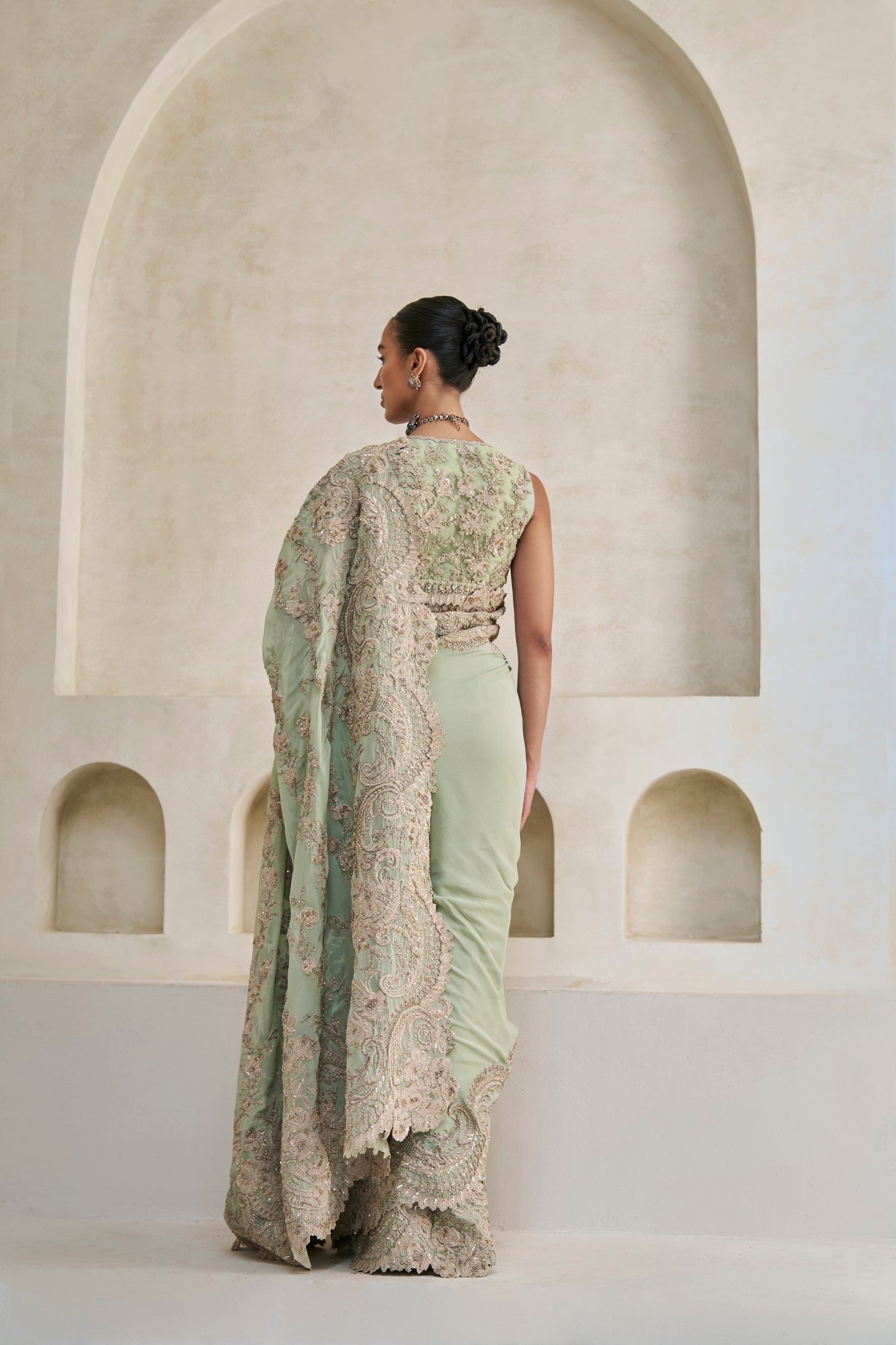 Emerald Tide Elegance Saree And Blouse Set