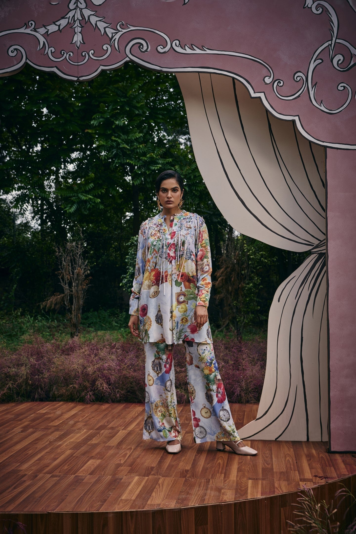 Antiquity Embellished Relaxed Tunic and Straight Pants