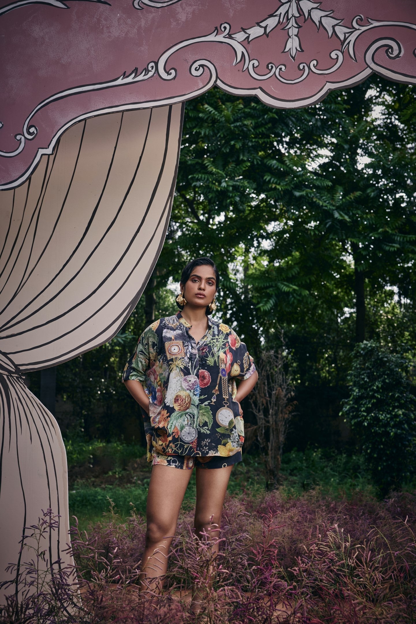 Antiquity Relaxed Fit Top and High-Waist Shorts