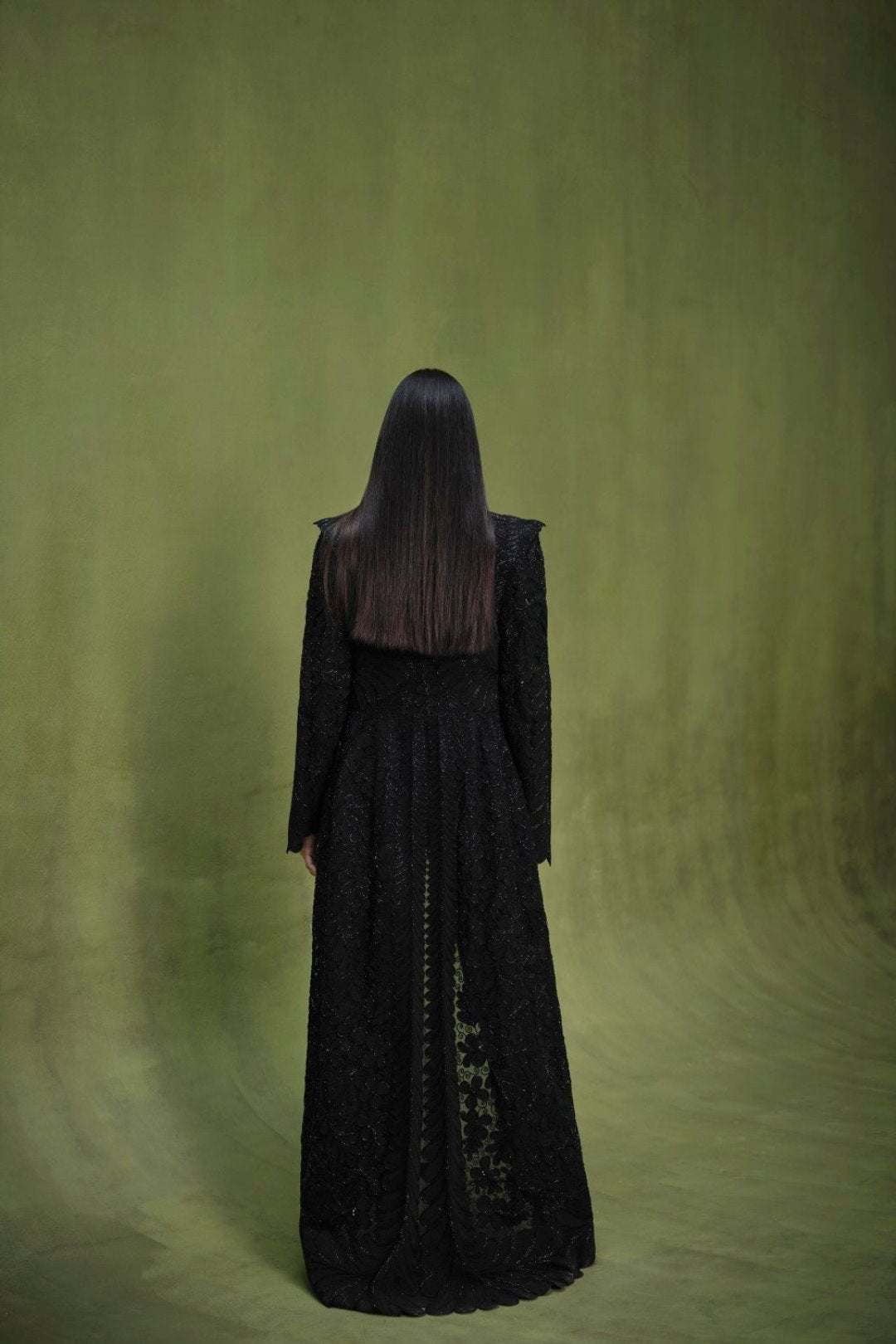 THE QUEEN OF CLOVERS EMBELLISHED NOIRE JACKET SET