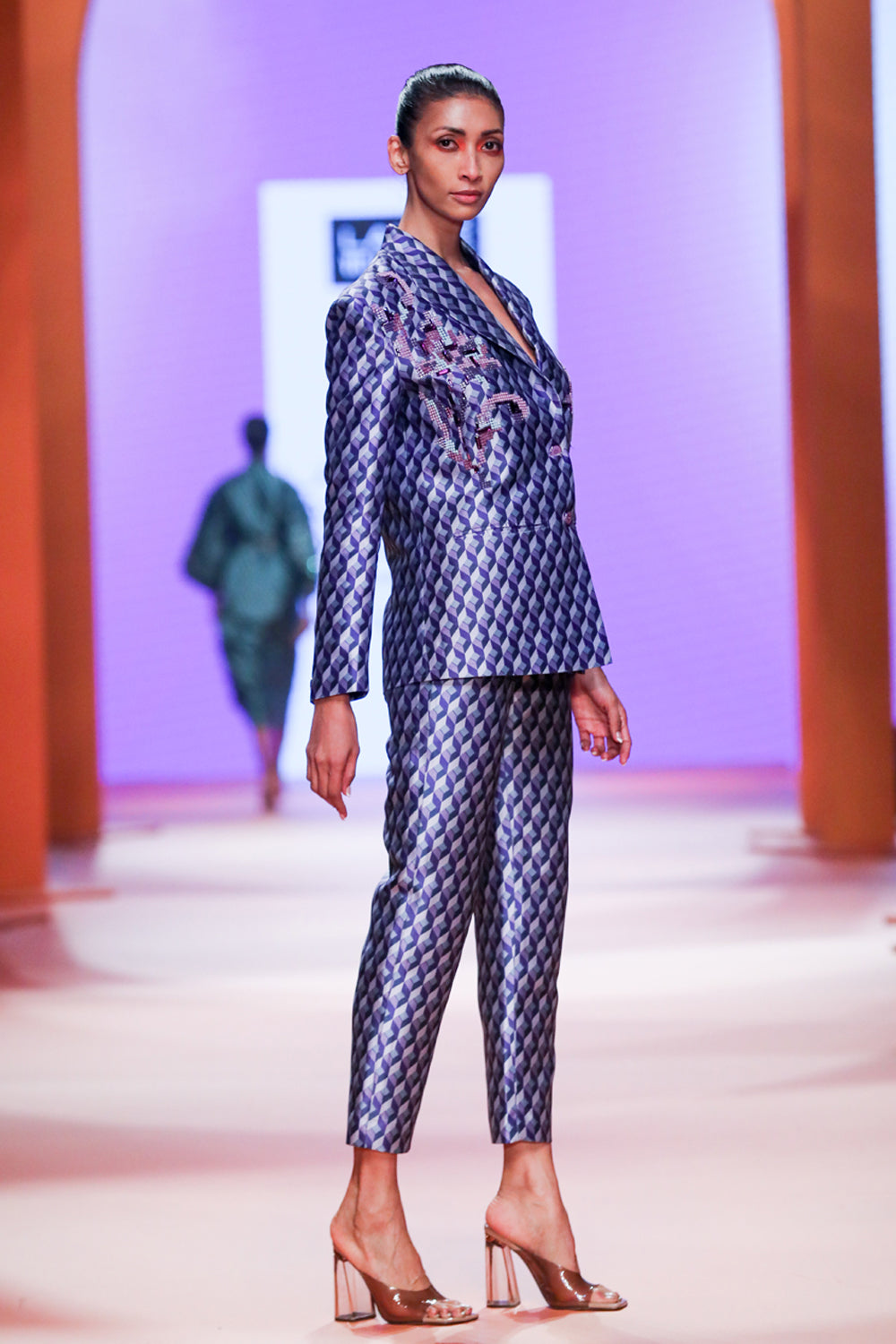 DAWN HAND EMBELLISHED BLAZER SET