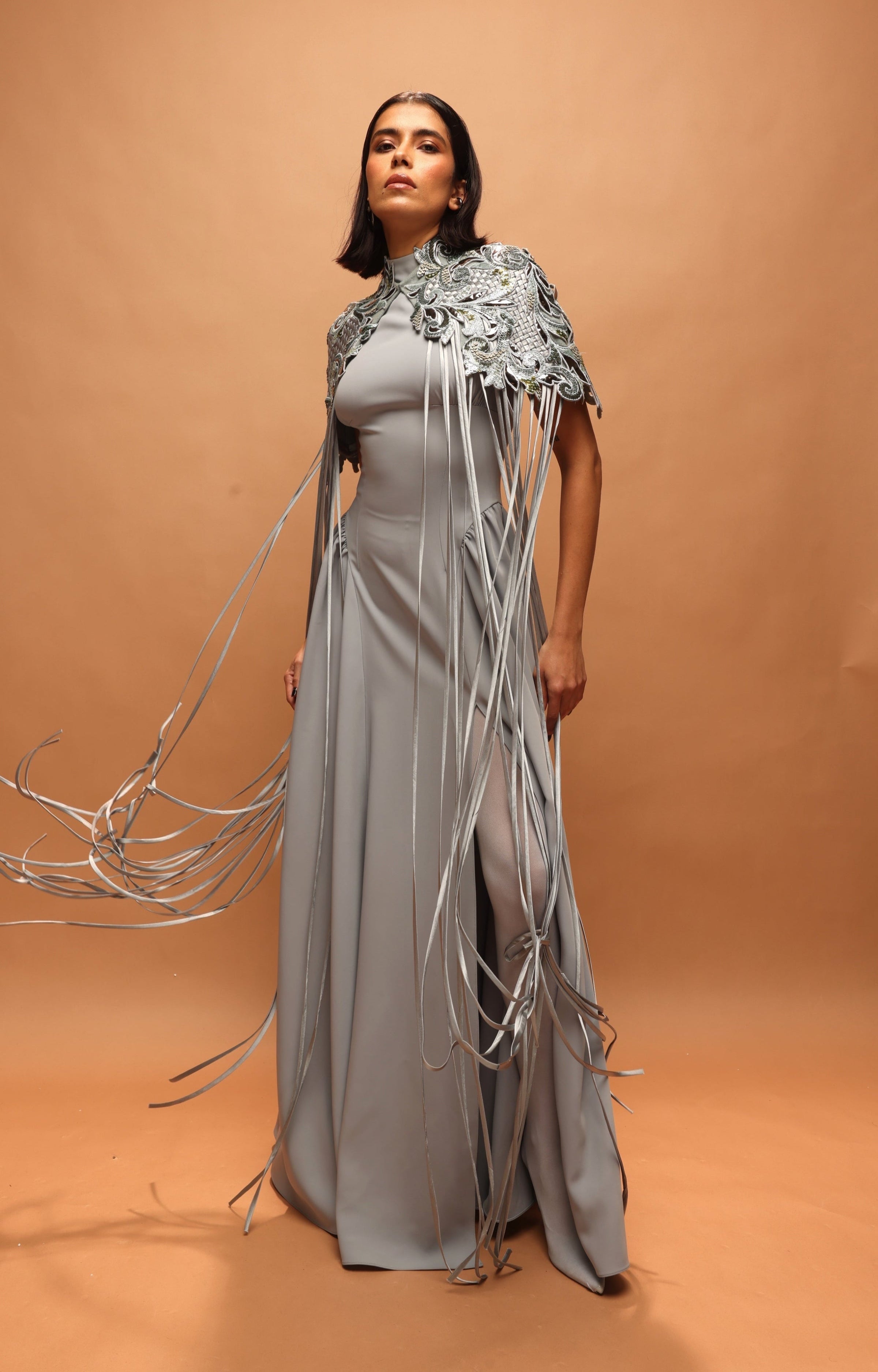 Araquis Moonlit Ash Cape Set