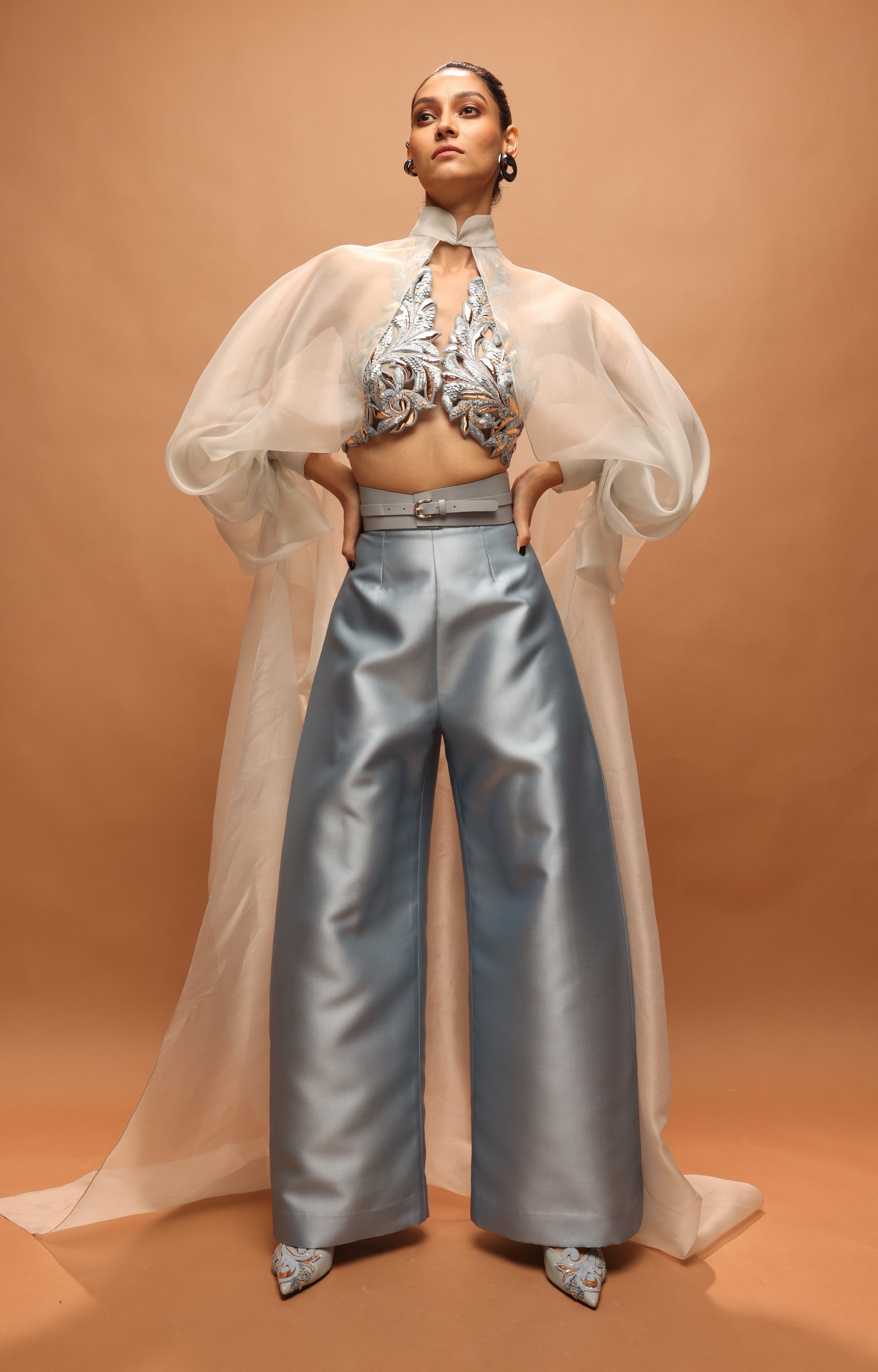 Araquis Arctic Aura Cape Set