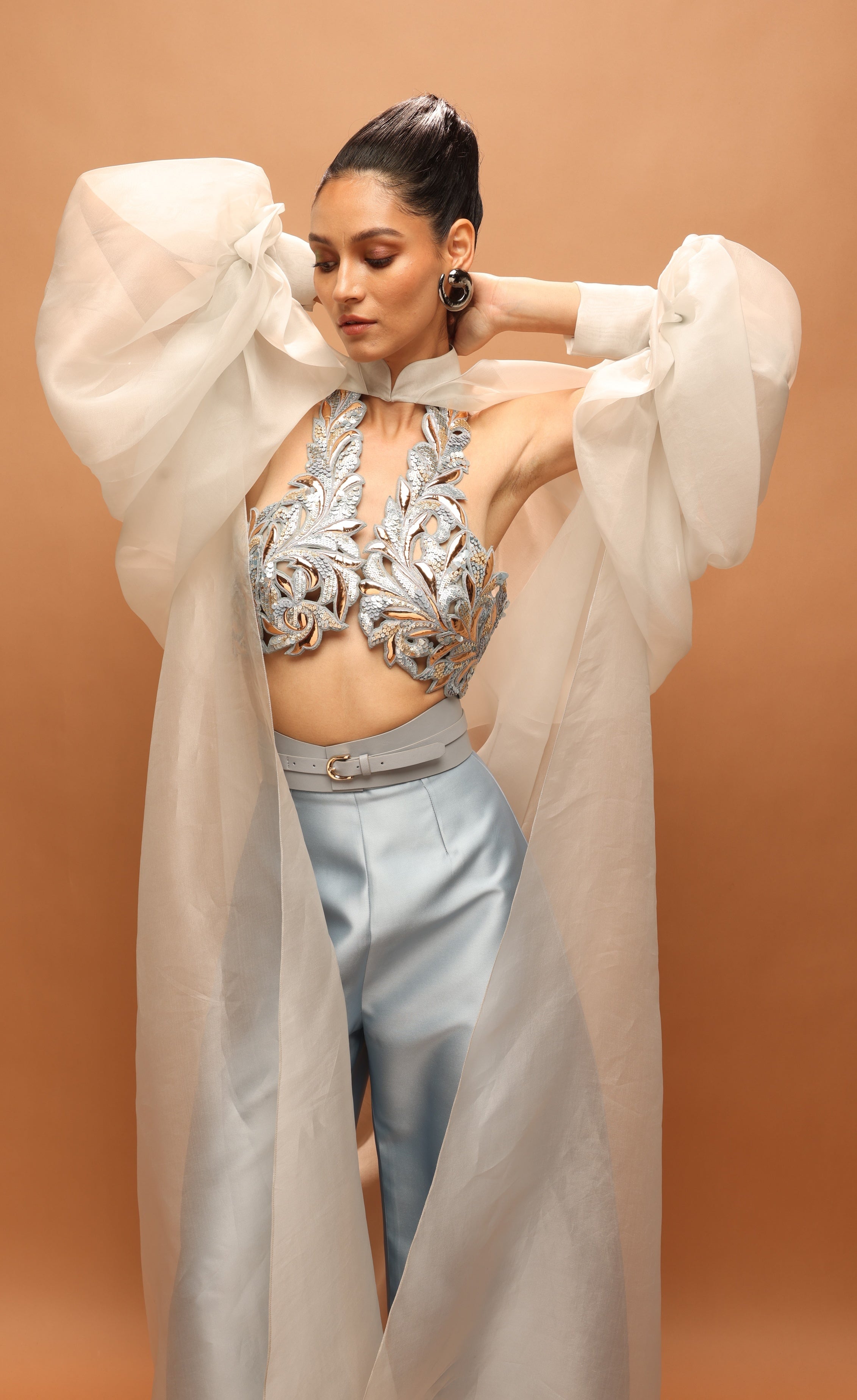 Araquis Arctic Aura Cape Set
