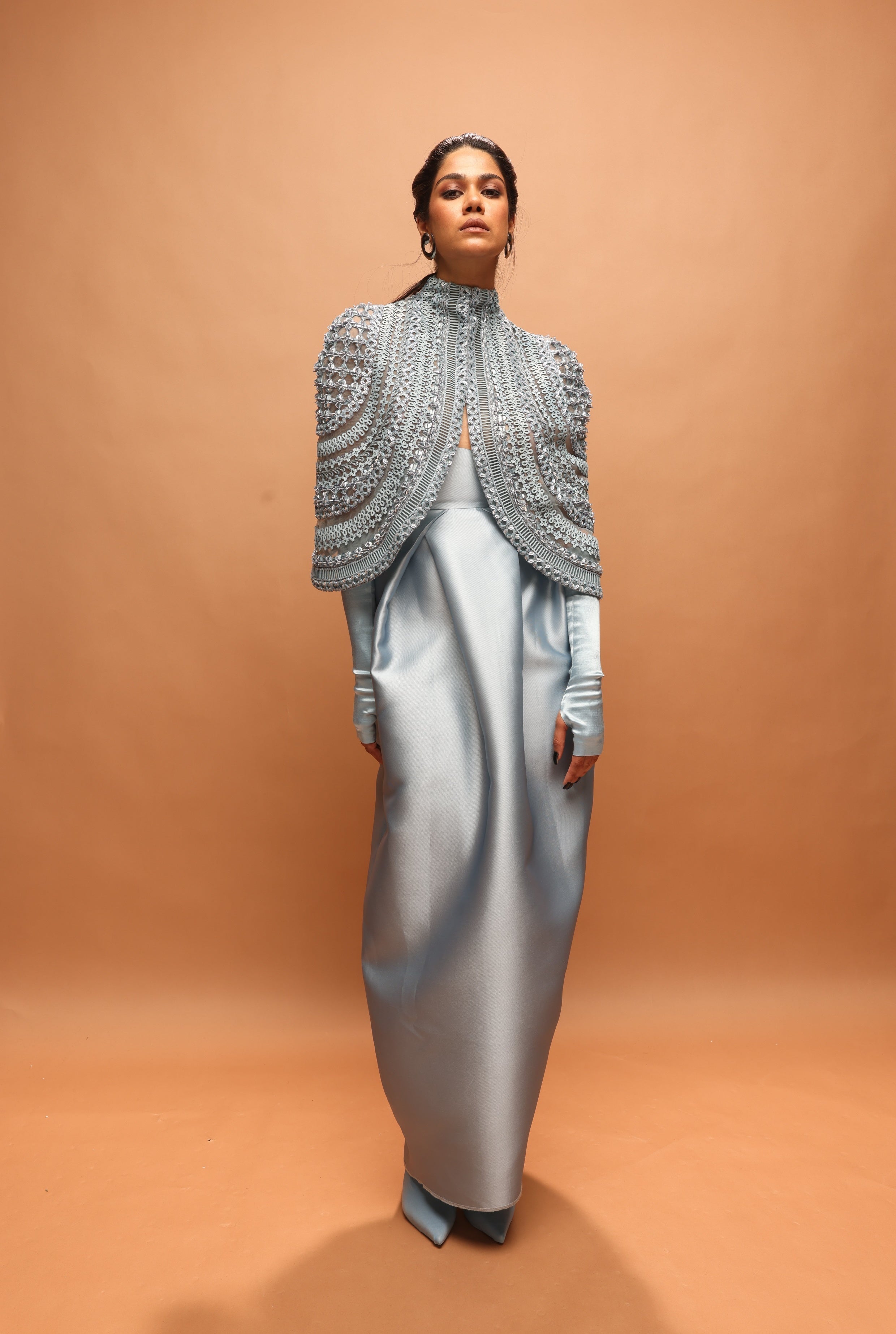 Araquis Astral Frost Cape Set