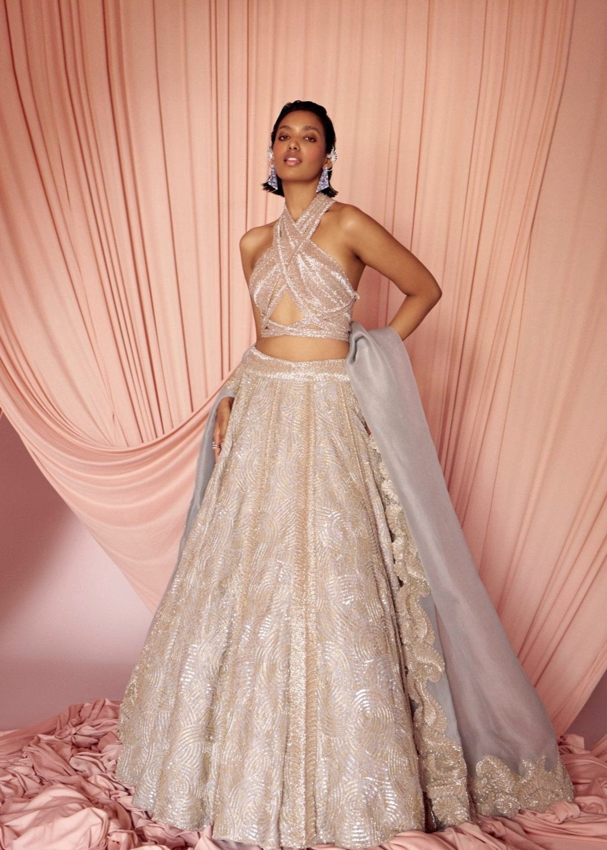 Vera Criss-Cross Halter-Lehenga Set