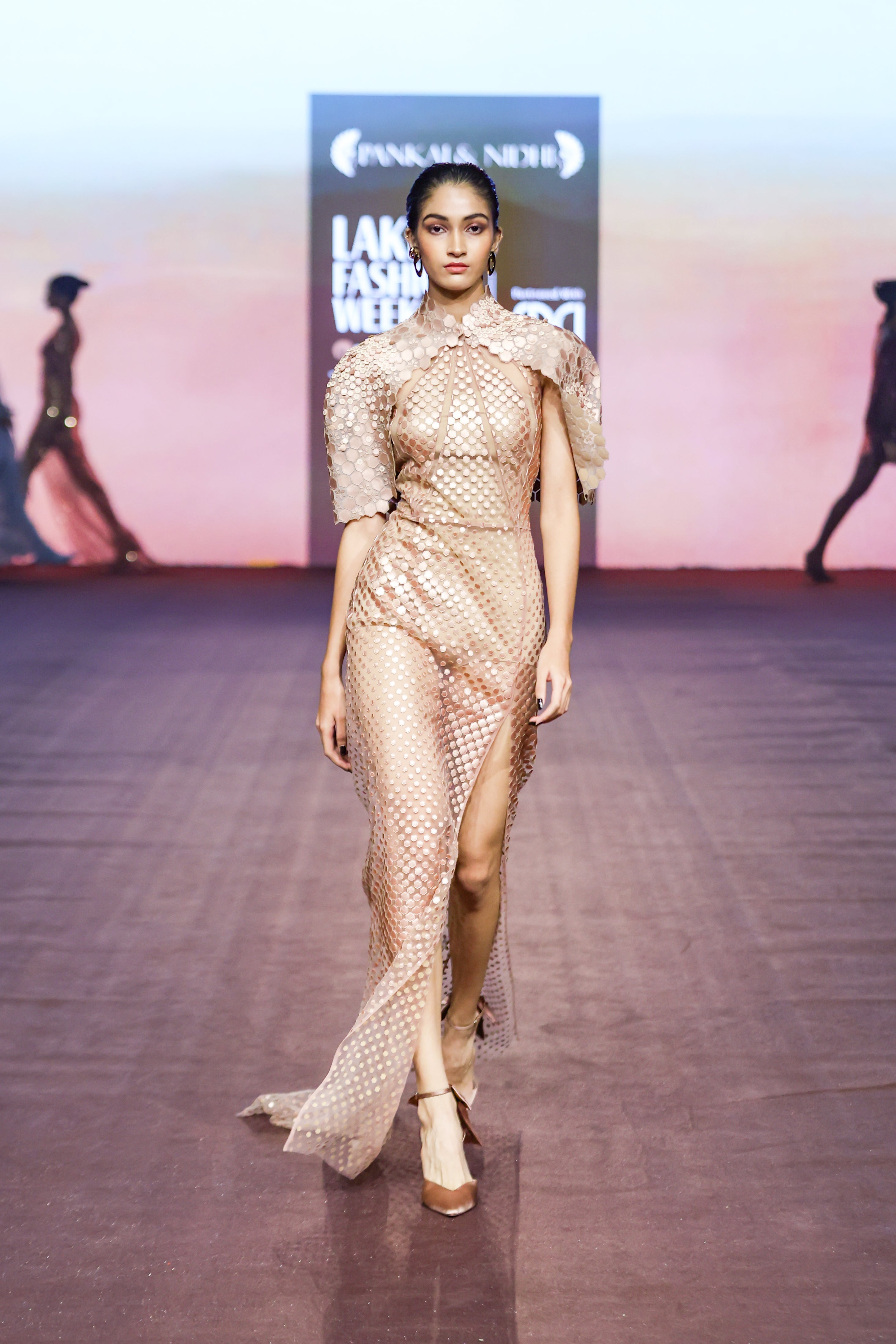 Araquis Andromeda Sheath Gown