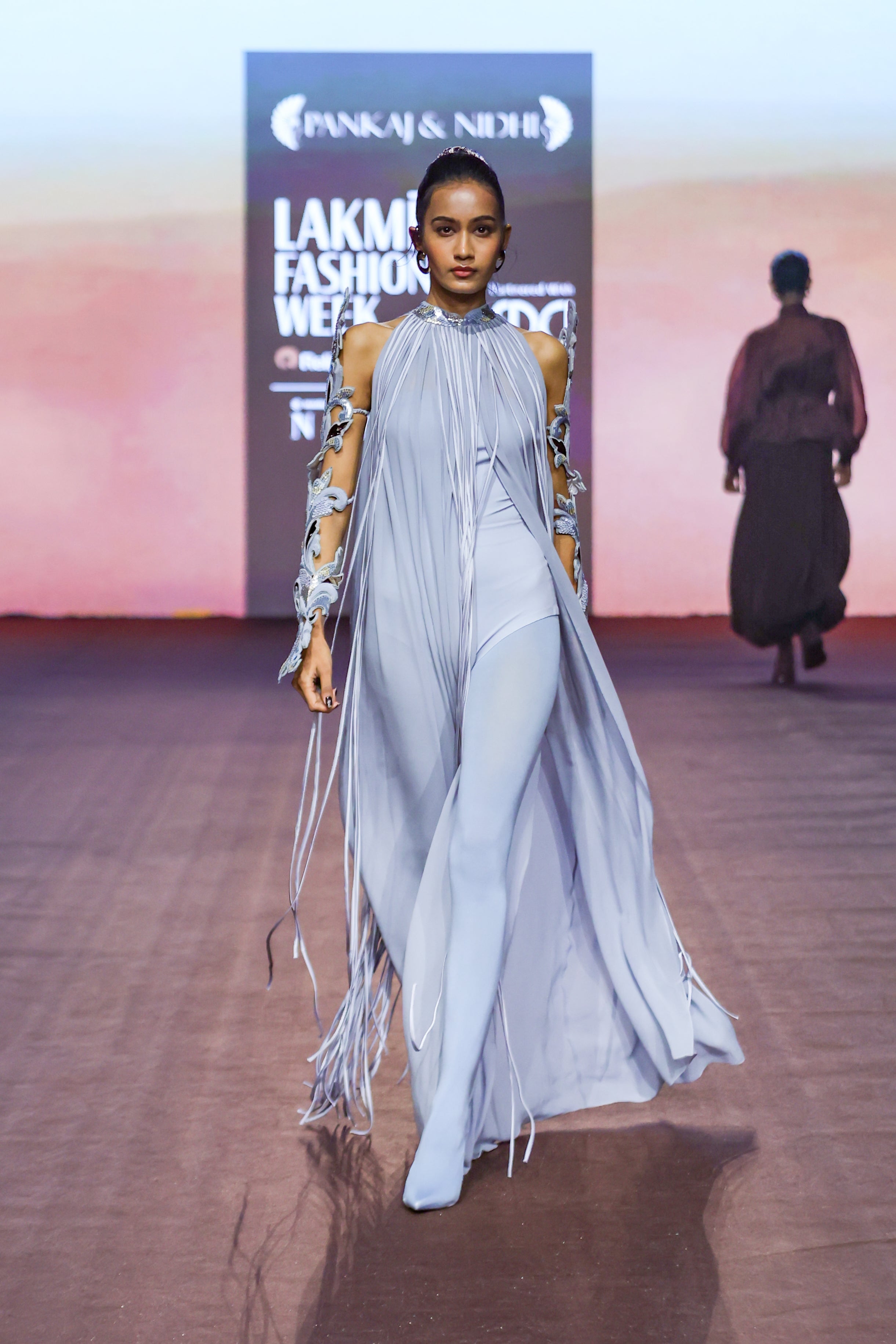 Araquis Icelume Cape Set