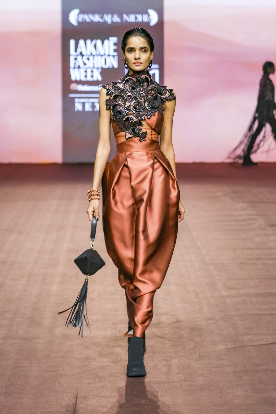 Araquis Dusk Glimmer Dress