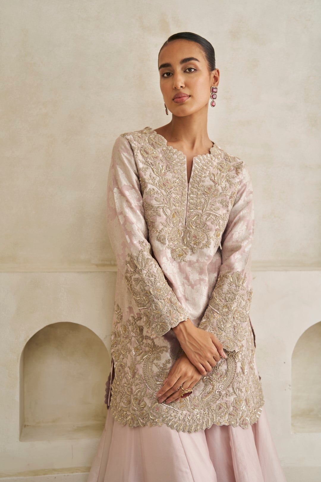 Roselle Brocade Kurta Set