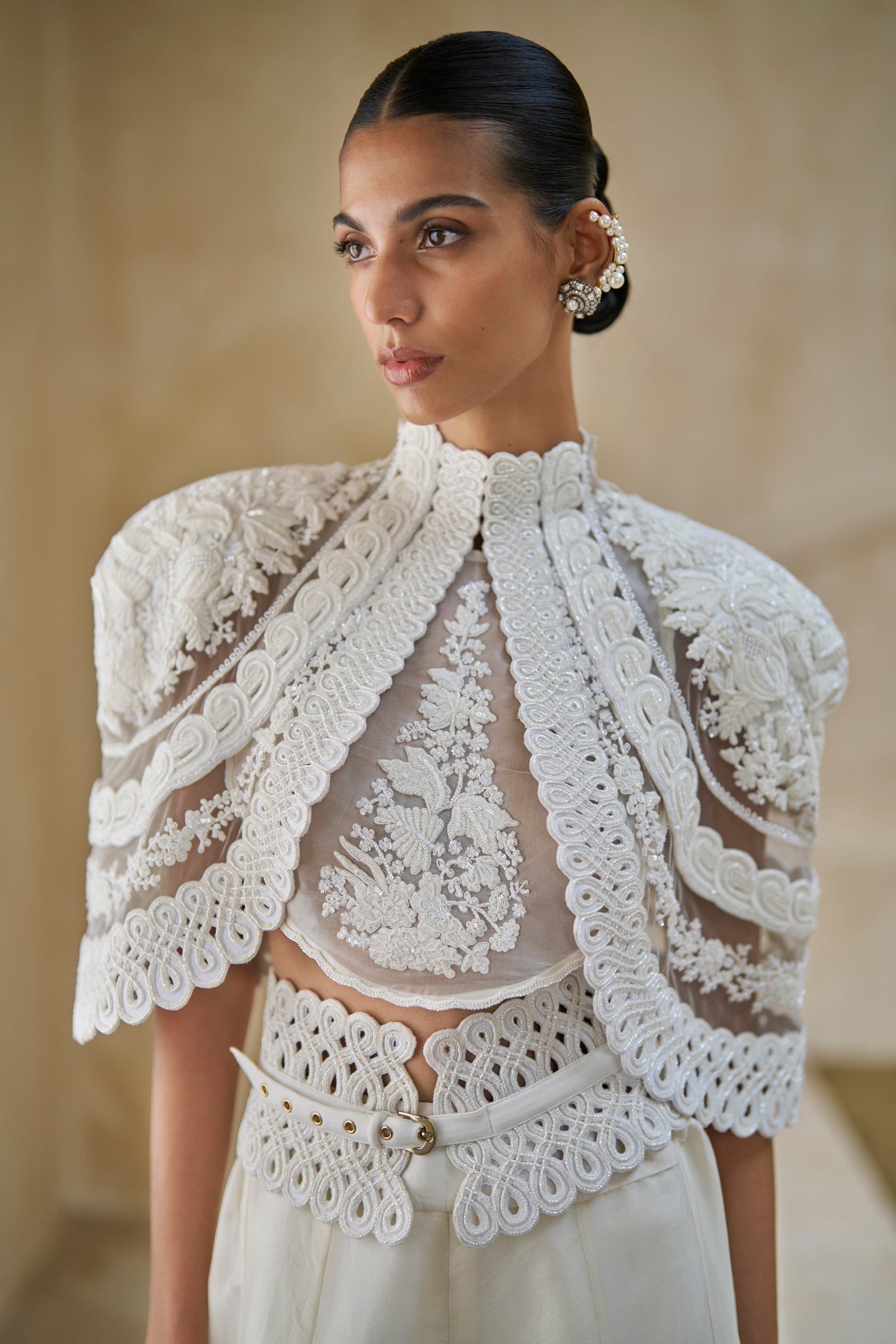 Heritage Bloom Cape Set