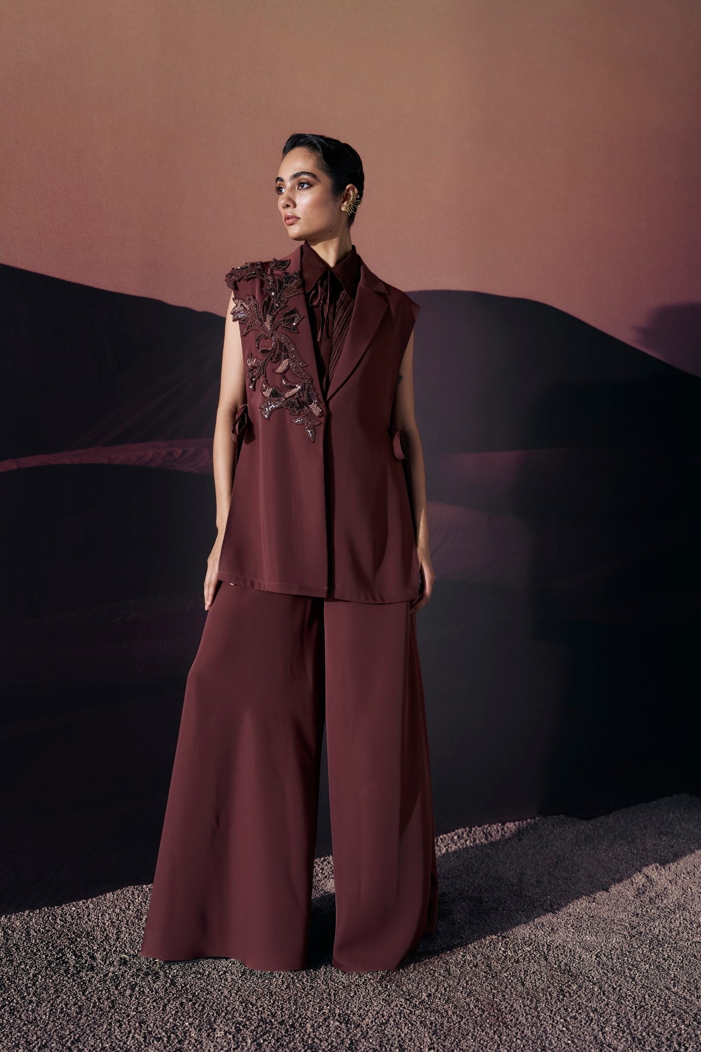 Araquis Umber Crest Jacket Set