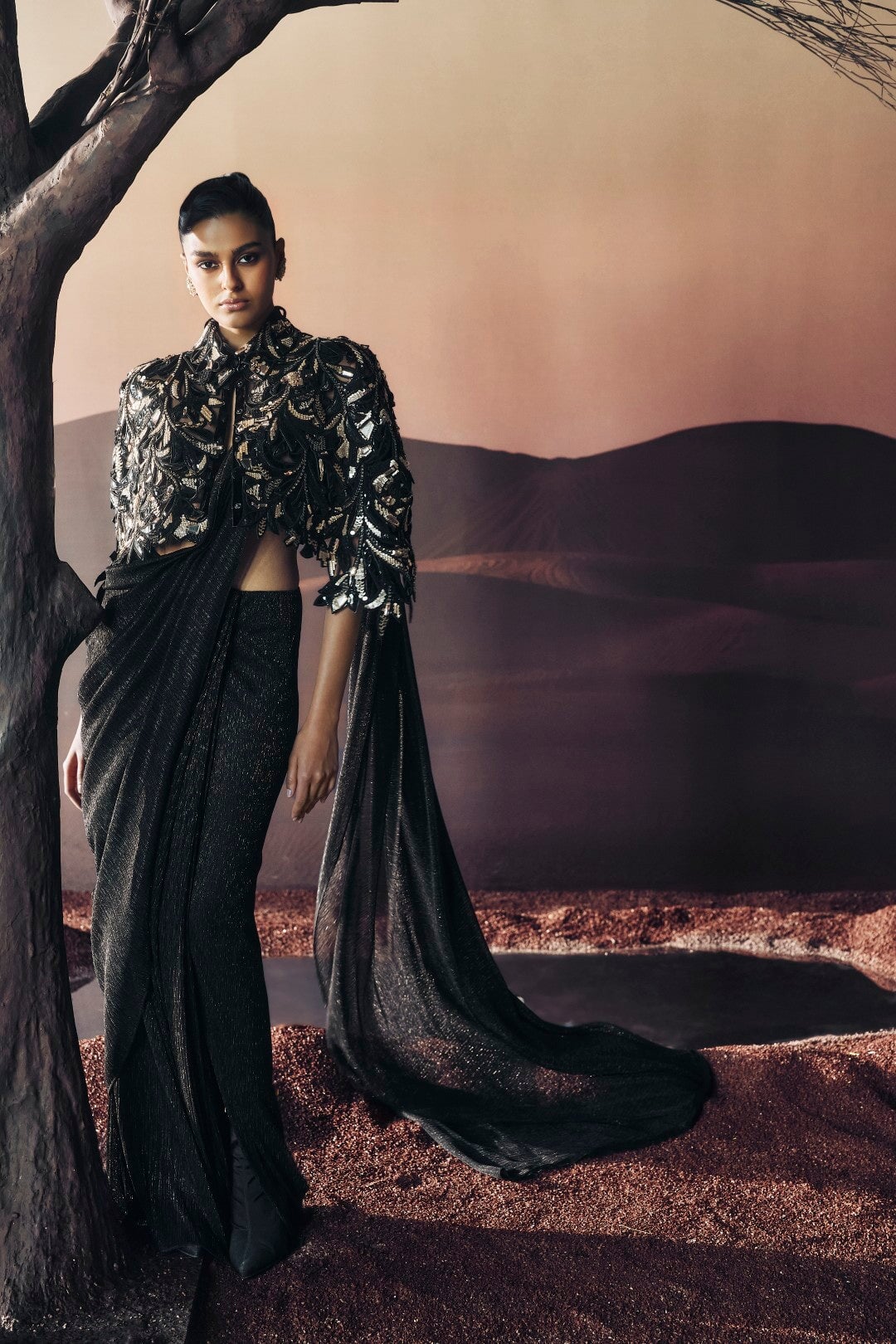 Araquis Noir Majesty Cape set
