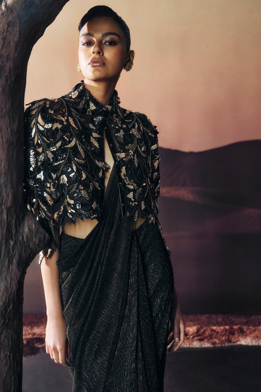 Araquis Noir Majesty Cape