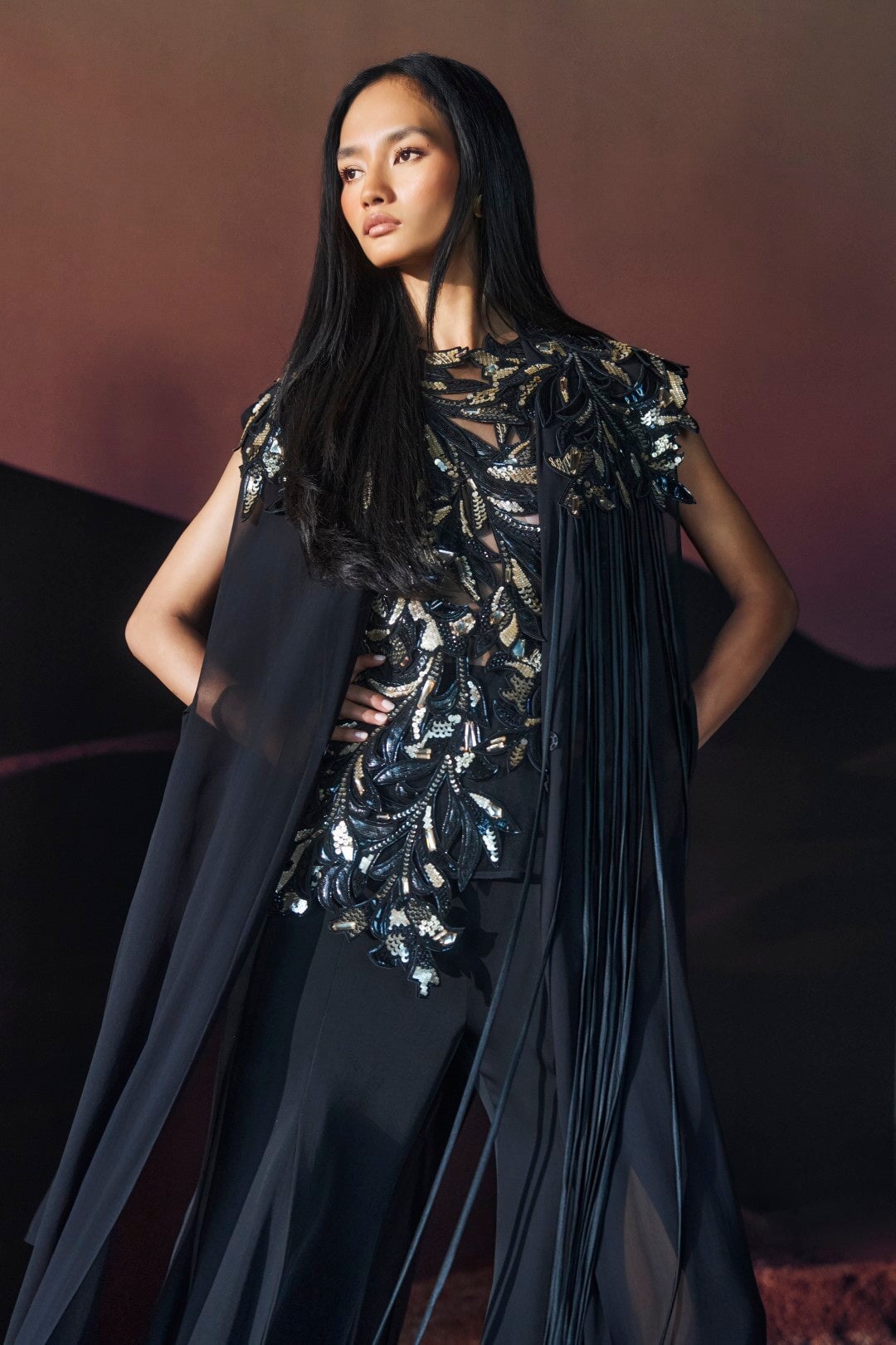 Araquis Rift Monarch Cape Set