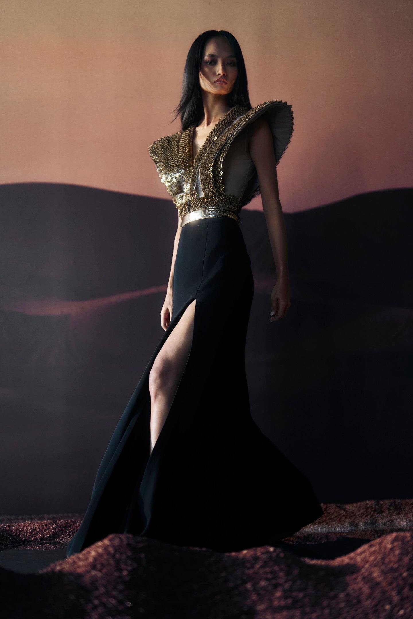 Araquis Golden Requiem Gilet And Slit Skirt
